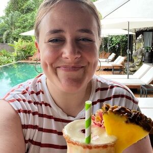 Meet your Posher, Laura lee